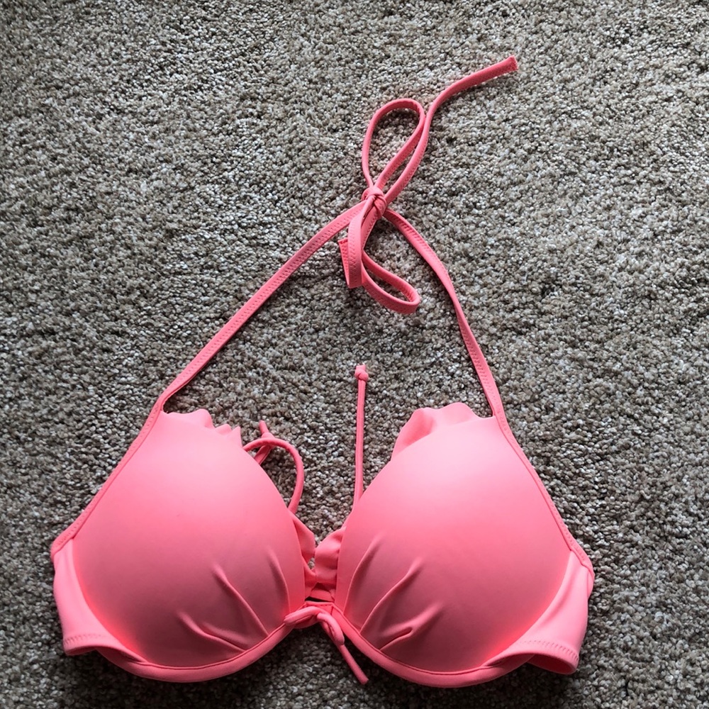 Victoria’s Secret Bikini Top 34B